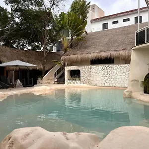 *** Hotel Xbalamque & Centro Mexico